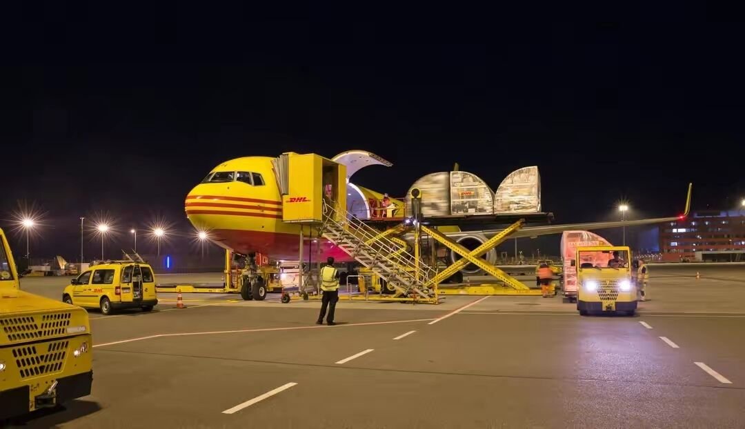 DHL快递推出GoGreen Plus服务，成为首家为客户提供使用燃料减排选项的国际快递公司