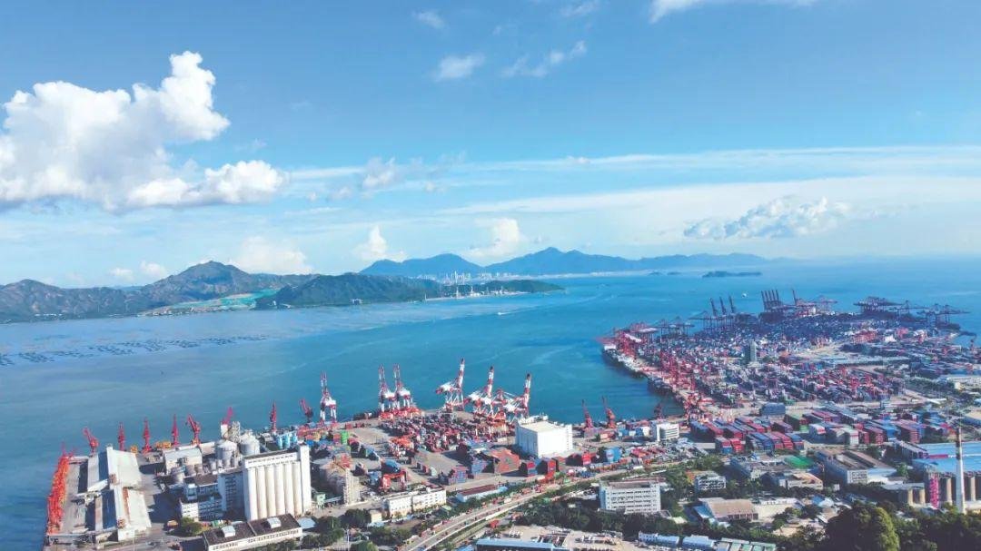 海陆空高效集约 与香港齐头并进 深圳发力构建全球物流枢纽