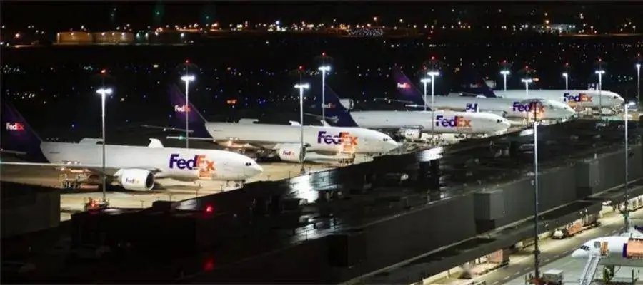 FEDEX到付件必须要账号吗？